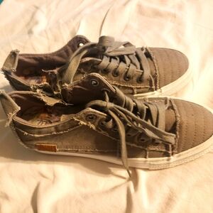 Womens billabong shoes